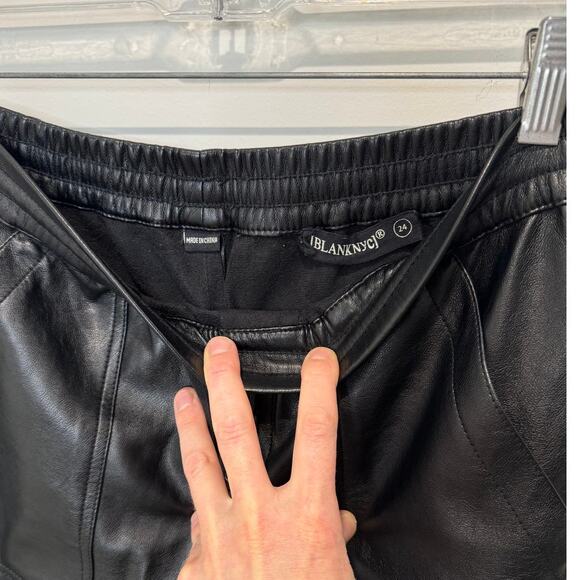 Blank NYC Black Faux Leather Jogger Pants, Ankle Cropped, Women's Size 24 - Picture 3 of 4